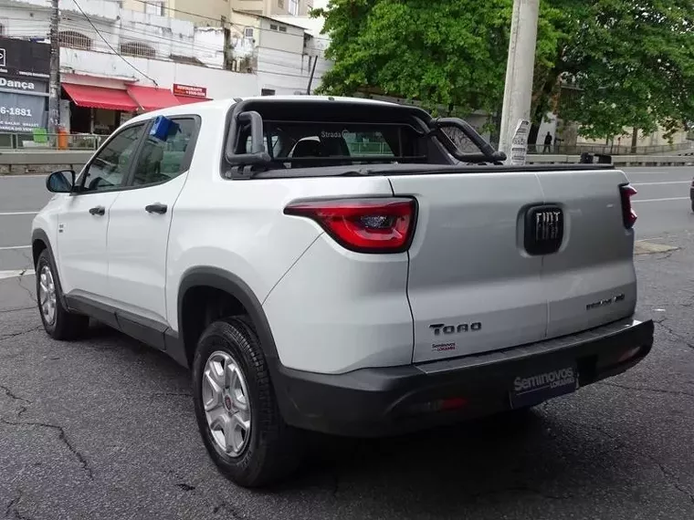 Fiat Toro Branco 4