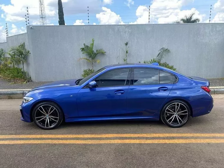 BMW 320i Azul 10