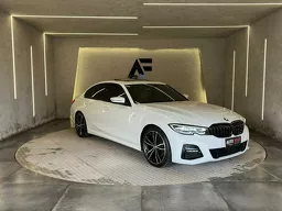 BMW 320i