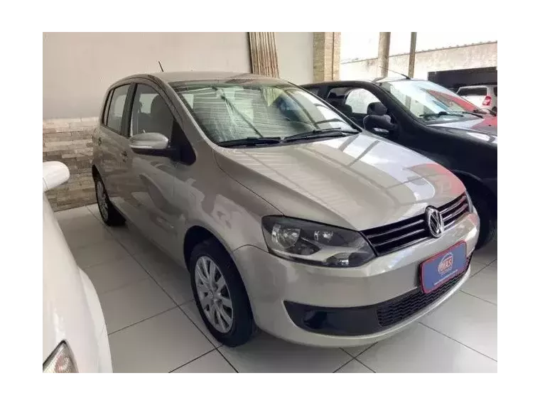 Volkswagen Fox Cinza 1