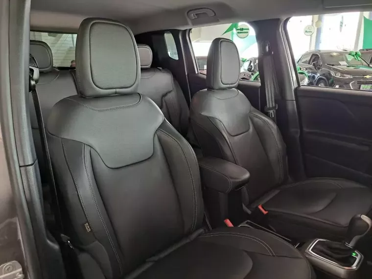 Jeep Renegade Cinza 8