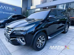 Toyota Hilux SW4