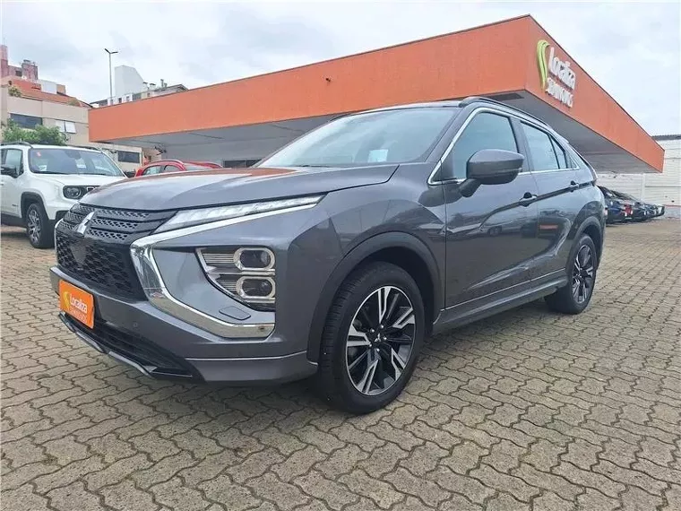 Mitsubishi Eclipse Cross Cinza 7