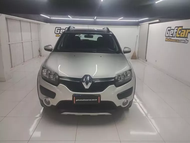 Renault Sandero Prata 2