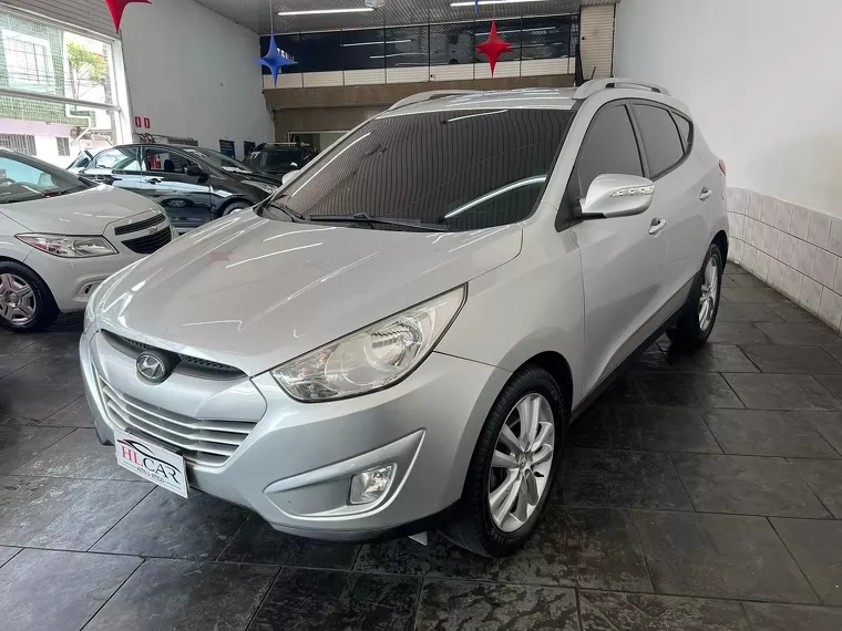 Hyundai IX35 Prata 9