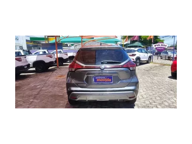 Nissan Kicks Cinza 5