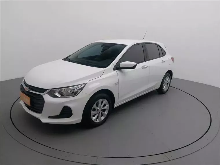 Chevrolet Onix Branco 5