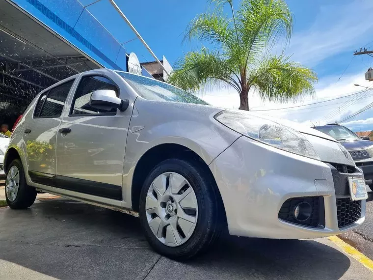 Renault Sandero Prata 7