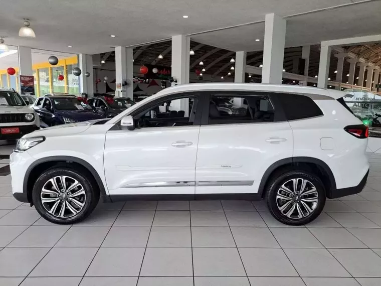 Chery Tiggo 8 Branco 3