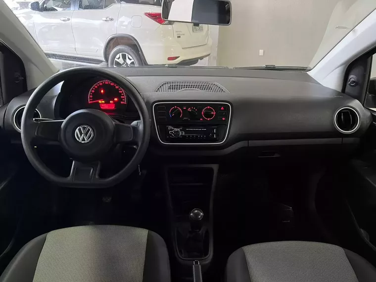 Volkswagen UP Preto 16