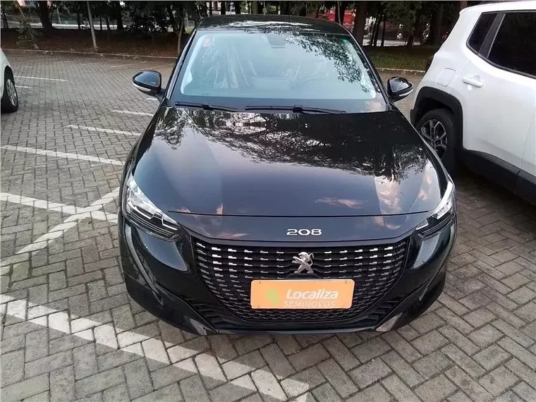 Peugeot 208 Preto 1