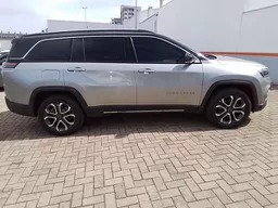 Jeep Commander