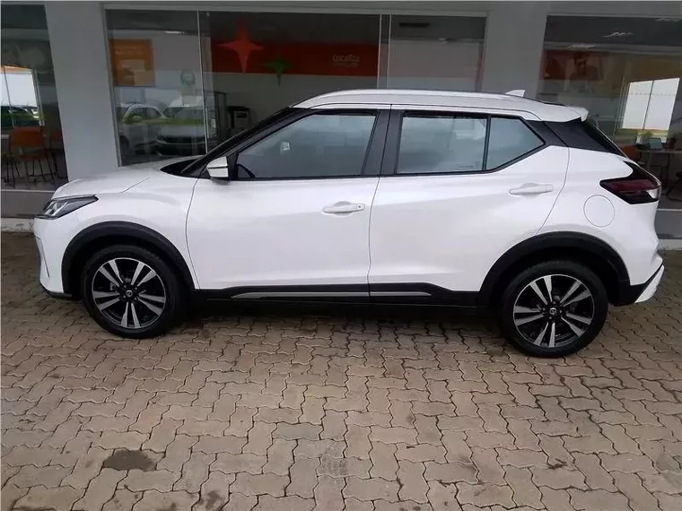 Nissan Kicks Branco 11