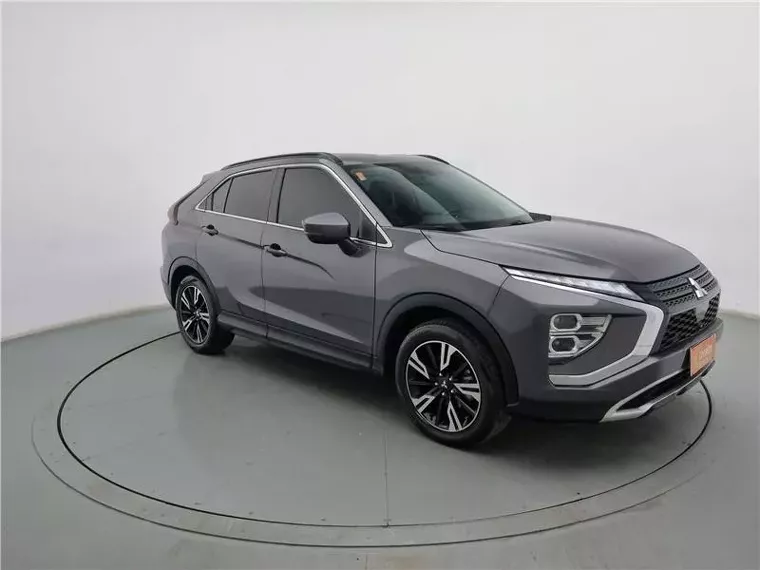 Mitsubishi Eclipse Cross Cinza 9