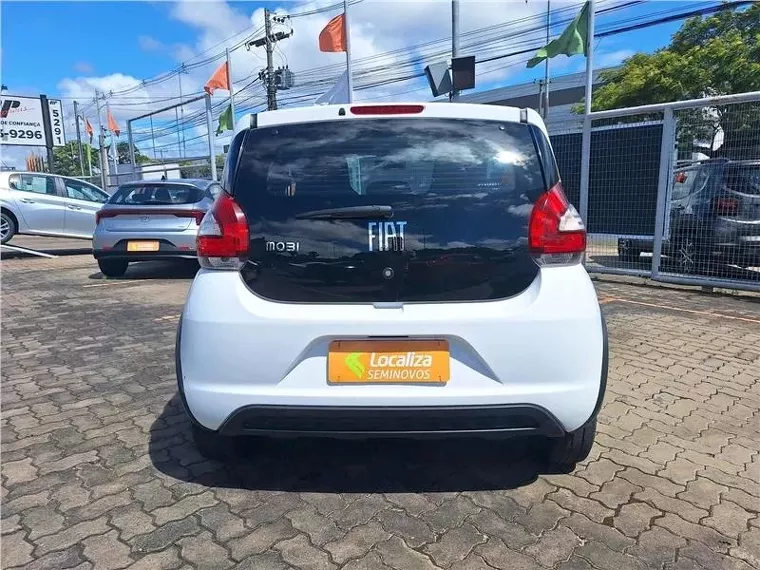 Fiat Mobi Branco 3