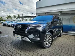 Toyota Hilux SW4