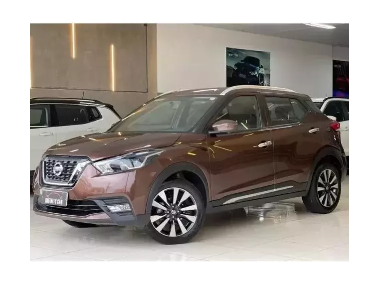 Nissan Kicks Marrom 9