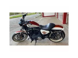 Harley-Davidson Sportster 883