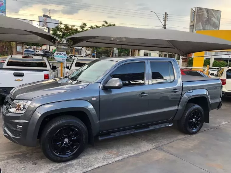 Volkswagen Amarok Cinza 3