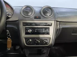 Volkswagen Voyage
