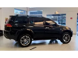 Mitsubishi Pajero Dakar