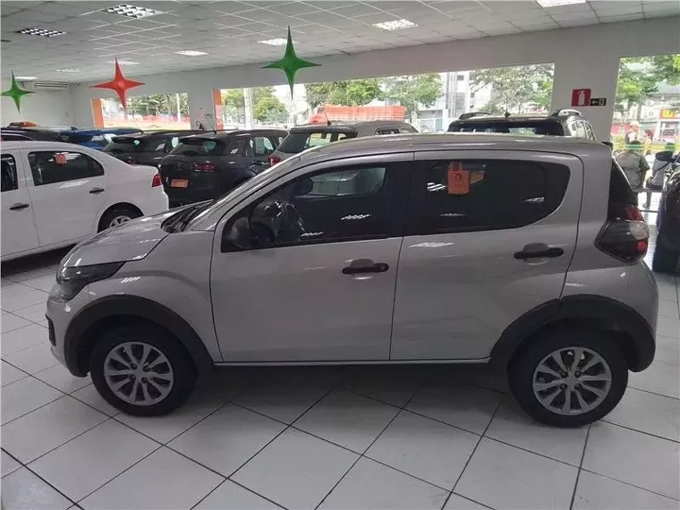 Fiat Mobi Prata 9