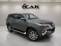 Toyota Hilux SW4