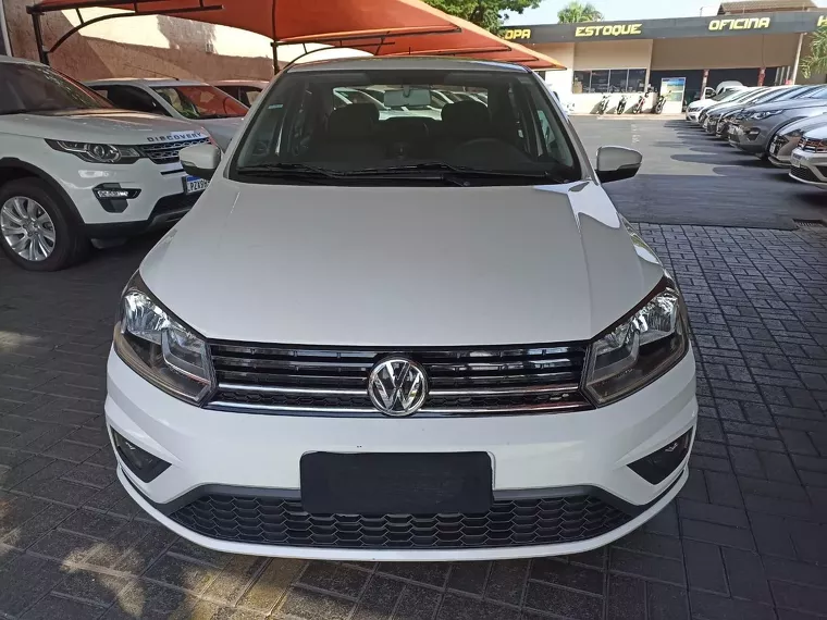 Volkswagen Voyage Branco 3