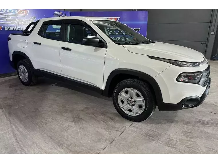 Fiat Toro Branco 1