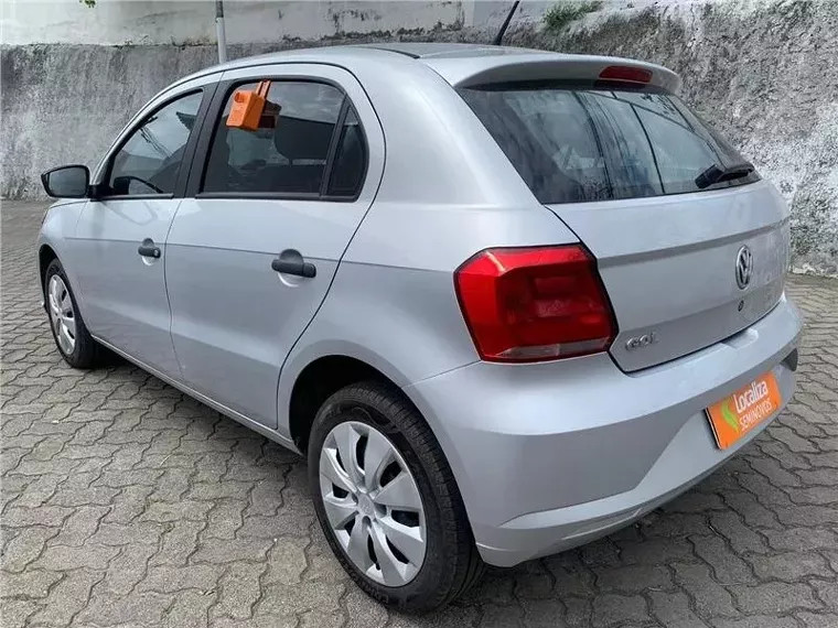 Volkswagen Gol Prata 9