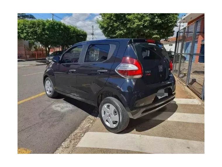 Fiat Mobi Preto 1