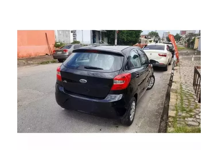 Ford KA Preto 3