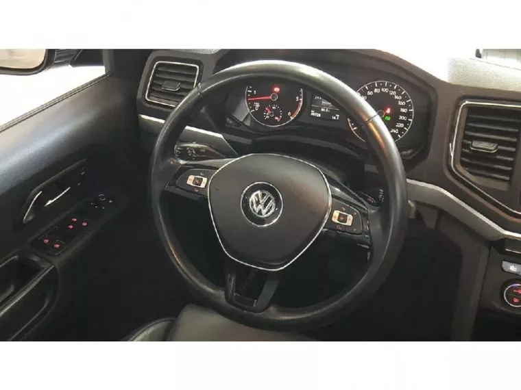 Volkswagen Amarok Preto 10