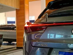Lexus UX 250H