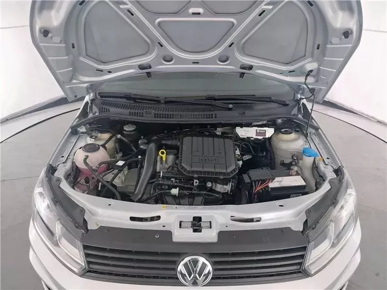 Volkswagen Voyage Prata 10