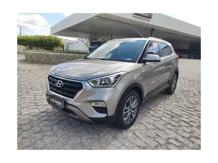 Hyundai Creta Cinza 8