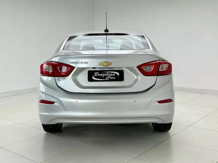 Chevrolet Cruze Prata 3