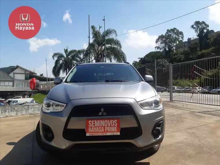 Mitsubishi ASX Prata 5