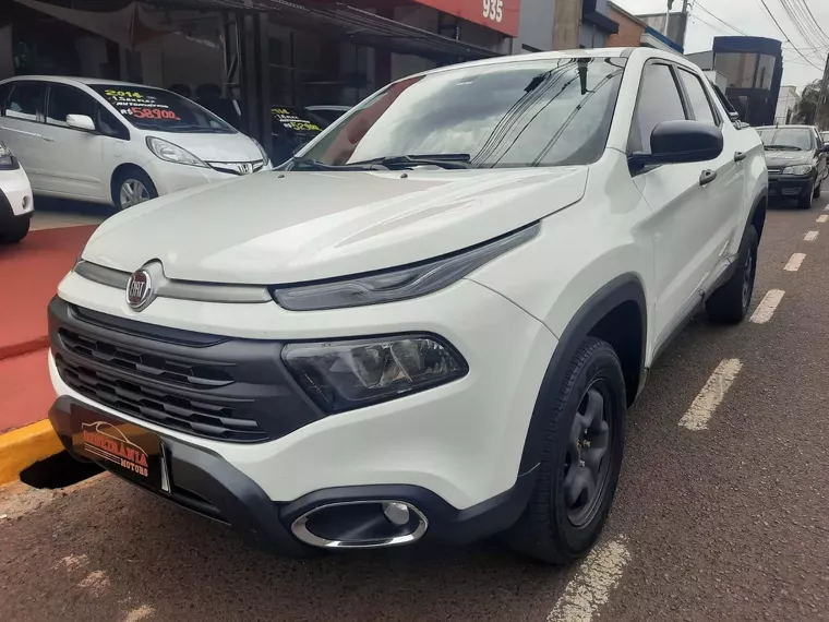 Fiat Toro Branco 2