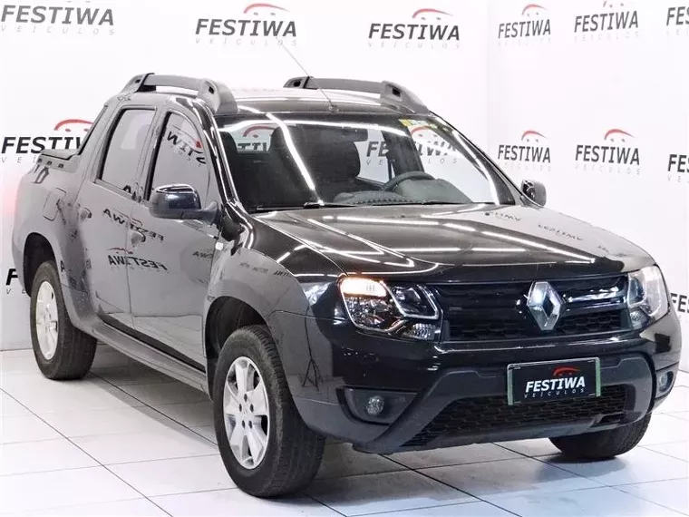 Renault Duster Oroch Preto 8