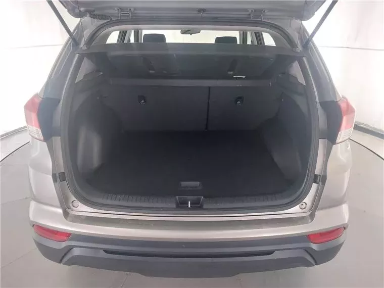 Hyundai Creta Prata 5