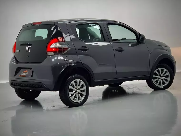 Fiat Mobi Cinza 5