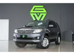 Toyota Hilux SW4