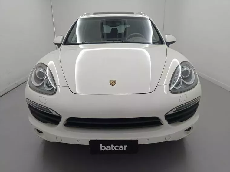 Porsche Cayenne Branco 16