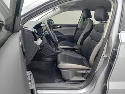 Volkswagen Taos