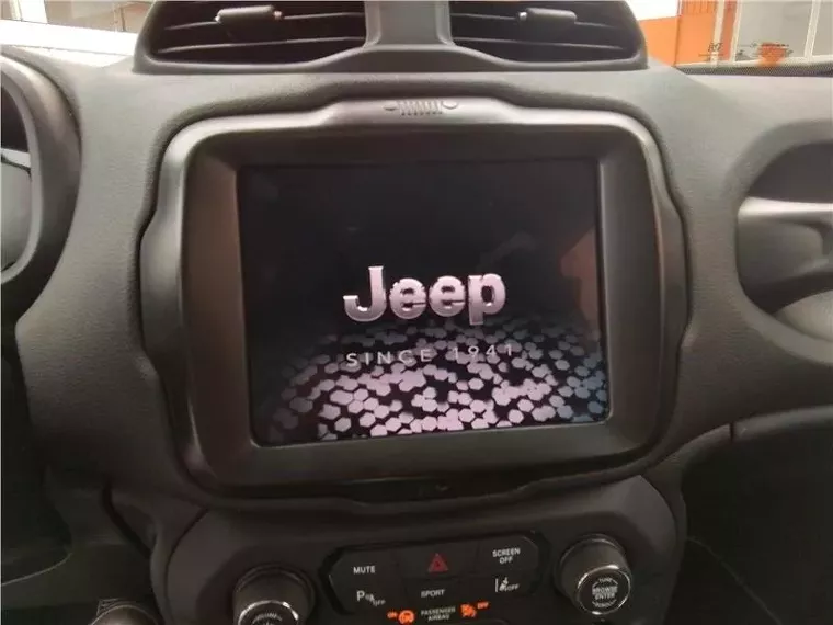 Jeep Renegade Prata 4