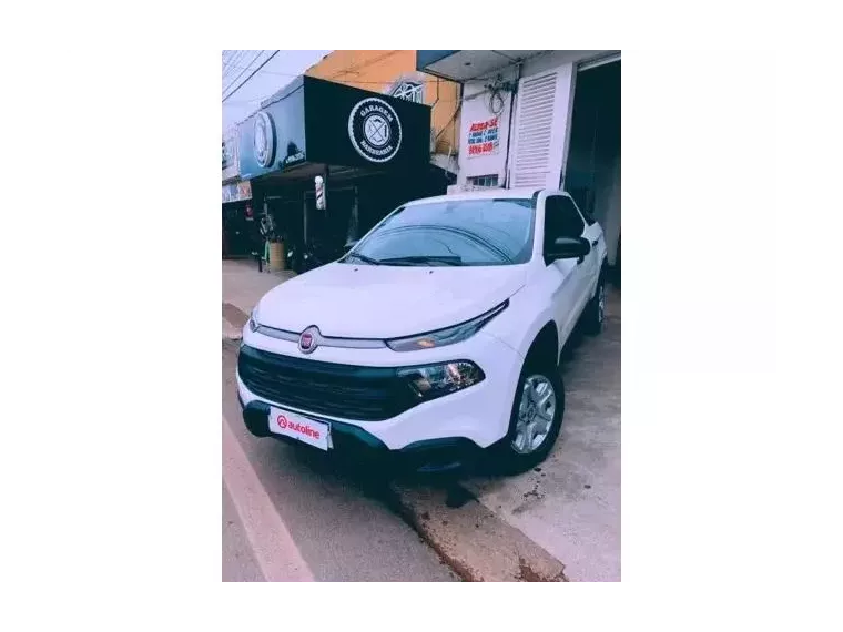 Fiat Toro Branco 1