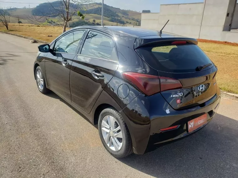 Hyundai HB20 Preto 6