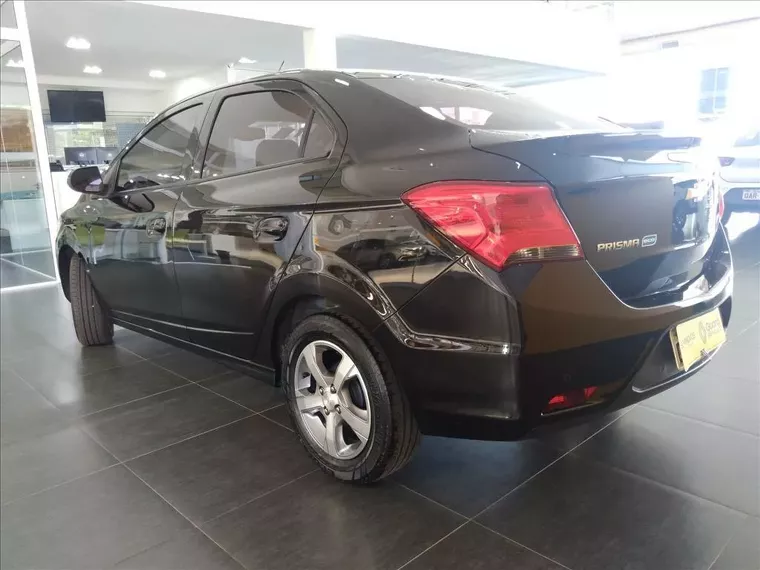 Chevrolet Prisma Preto 8