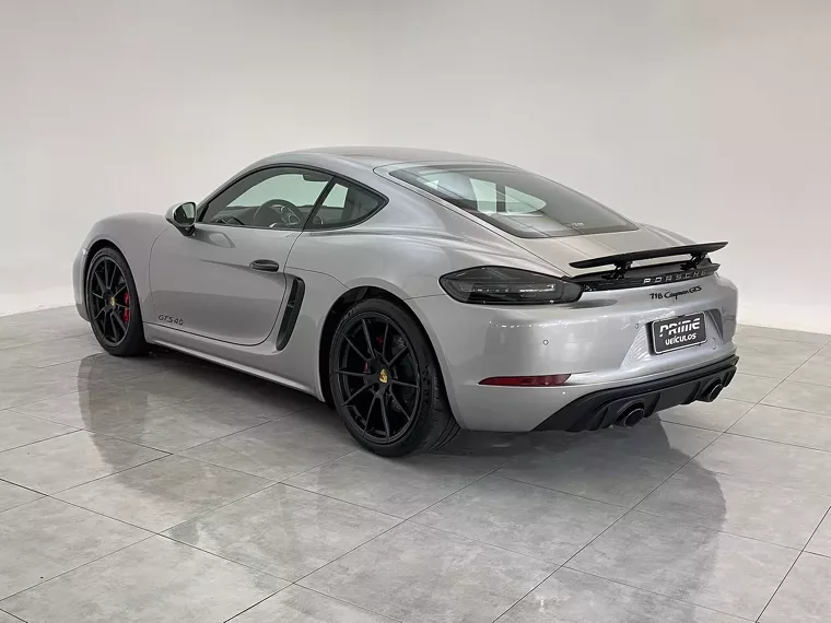 Porsche 718 Prata 26